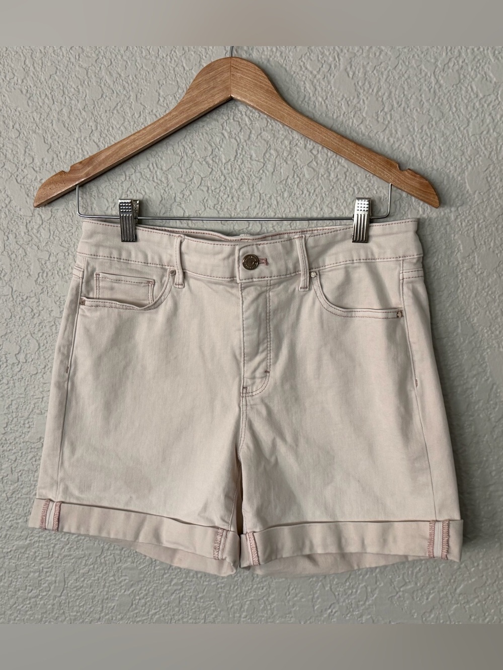White House Black Market Cream High-Rise Cuffed Jean 5” Shorts